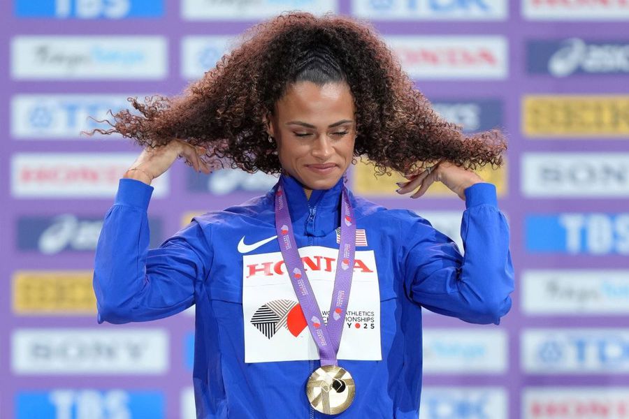 Armand Duplantis, desemnat Atletul anului 2025, săgeată spre o competiție privată: „Nu le-a mers prea bine, nu-i așa?”