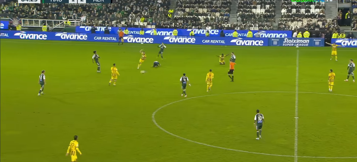 Răzvan Marin, eliminat în derby-ul orașului Atena: „A protestat vehement”