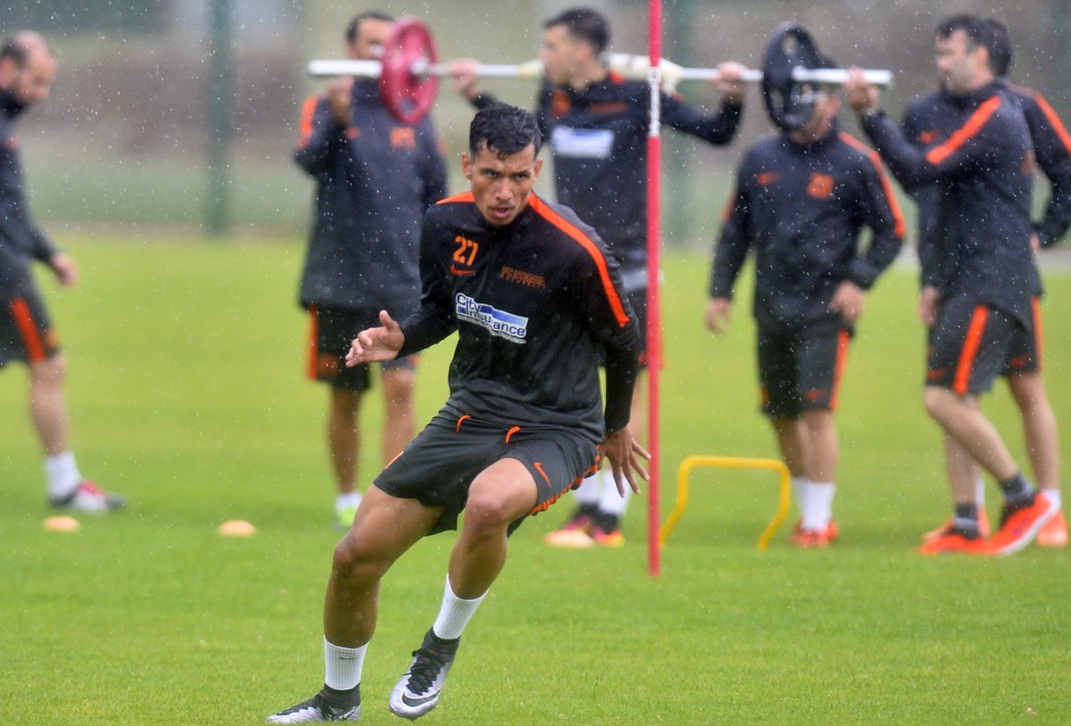 A marcat pentru FCSB, iar Marica spunea că „lovește fantastic mingea” » Acum joacă în Liga 3 și s-a ales cu o accidentare cumplită: „Revin în 6-9 luni, nu mă las!”