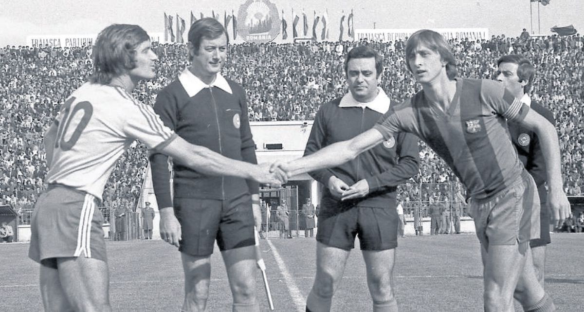 Fotbalul lui Liță Dumitru: printre Cruyff și Pele » Dezvăluiri colosale dintr-o carieră memorabilă: „Blat comandat de Ceaușescu și executat de Piști Kovacs”