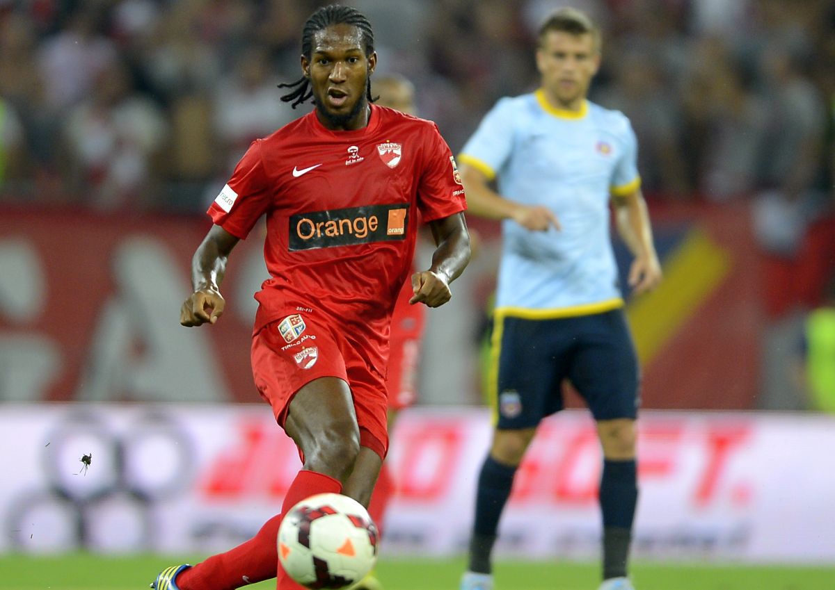 Francezul trecut pe la Dinamo a rămas îndrăgostit pe viață de București: „Îmi amintește mult de Paris, iar mâncarea era uimitoare!” » Interviu după 10 ani cu jucătorul dat dispărut de club