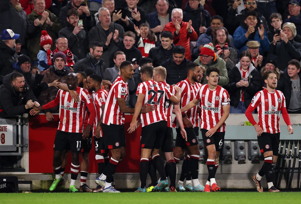 Brentford - Liverpool 3-1 / „Cormoranii”, înțepați de „albine” în primul meci din 2023