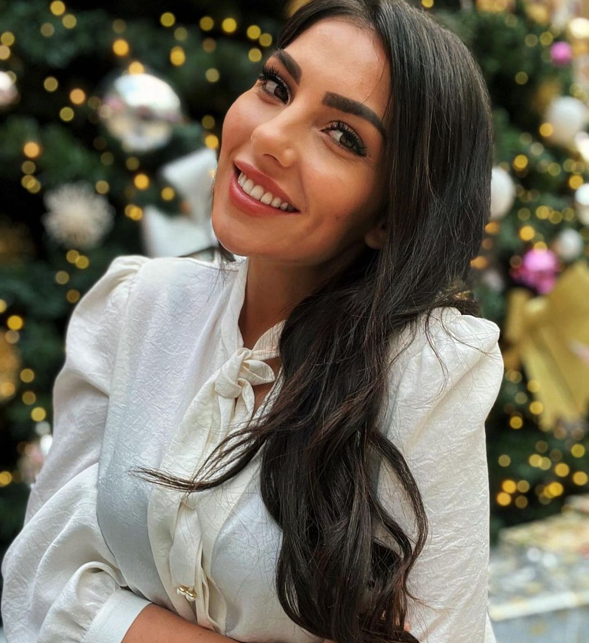 Steliano Filip s-a căsătorit religios cu Fiviane! Cum arată soția fotbalistului în rochie de mireasă