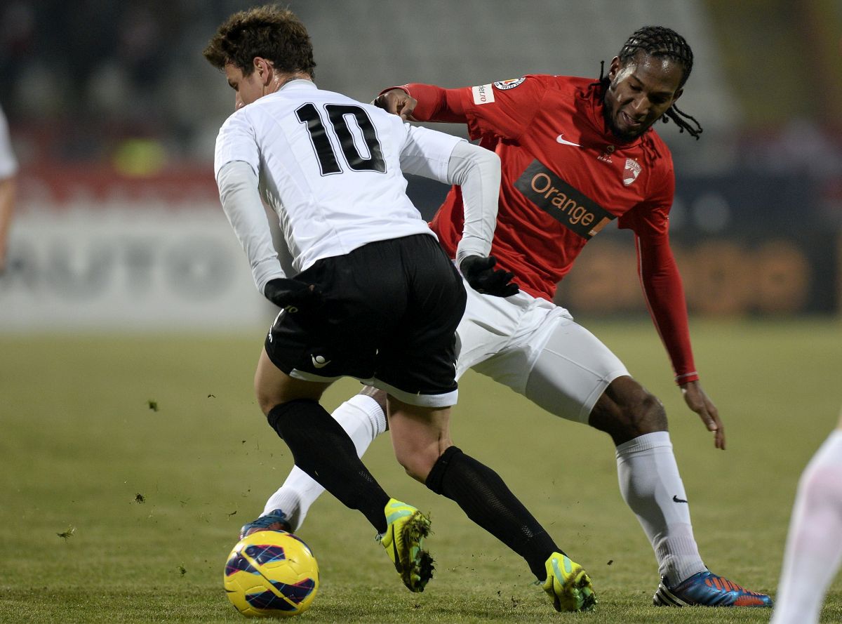 Francezul trecut pe la Dinamo a rămas îndrăgostit pe viață de București: „Îmi amintește mult de Paris, iar mâncarea era uimitoare!” » Interviu după 10 ani cu jucătorul dat dispărut de club