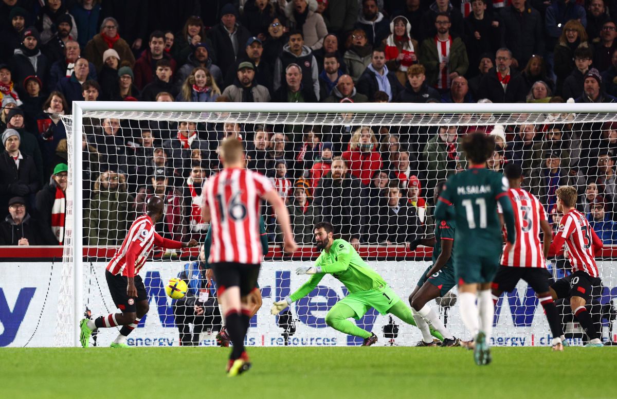 Brentford - Liverpool 3-1 / „Cormoranii”, înțepați de „albine” în primul meci din 2023