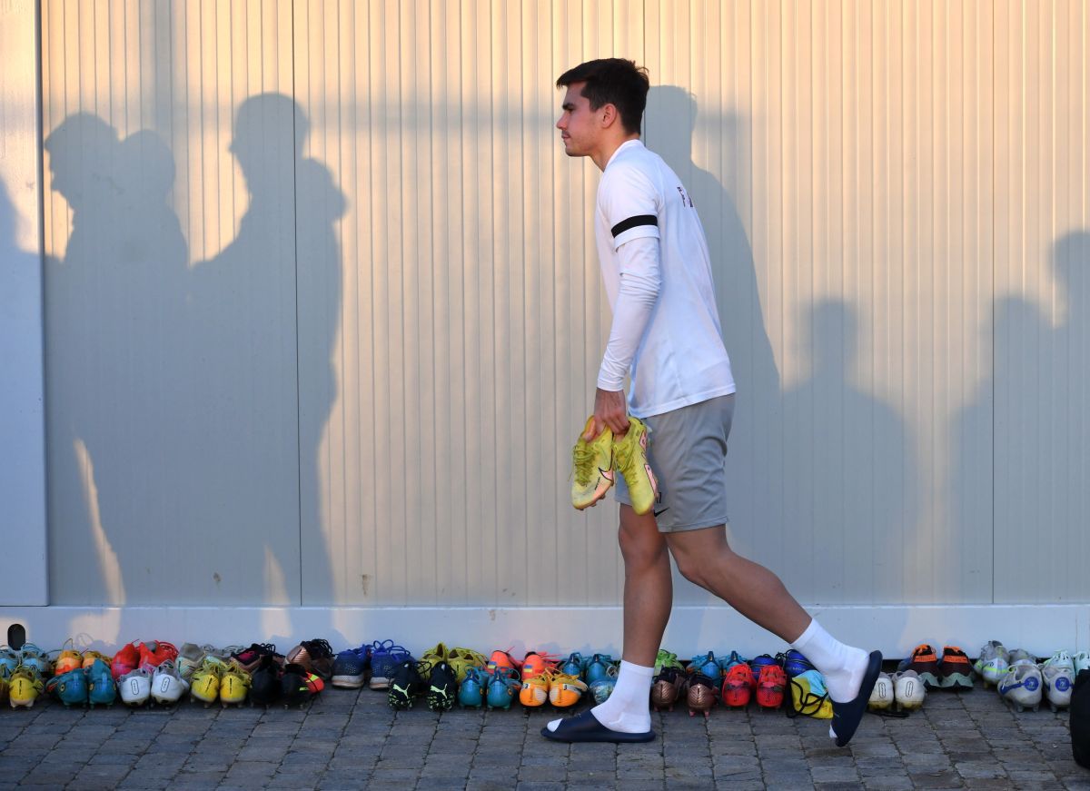 Rapid, prima echipă din Liga 1 care s-a reunit în 2023 » Dan Șucu, discuție tête-à-tête cu Adrian Mutu