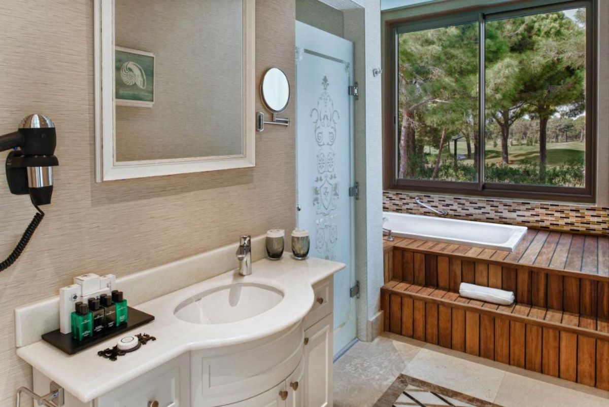 Cantonament de 5 stele » Unde pregătesc jucătorii Universității Craiova reluarea campionatului! + Ce amicale și-au fixat