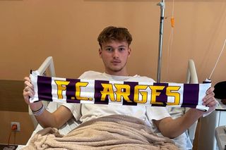 La doar de 21 de ani, un fotbalist român a trăit un adevărat coșmar: meniscul i s-a rupt după operație » Confesiune emoționantă pentru GSP: „Asta a fost explicația medicului”