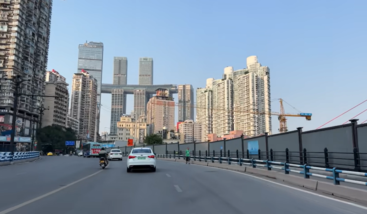 Imagini INCREDIBILE cu Chongqing, cel mai mare oraș al Chinei: peisaje desprinse din filmele-SF