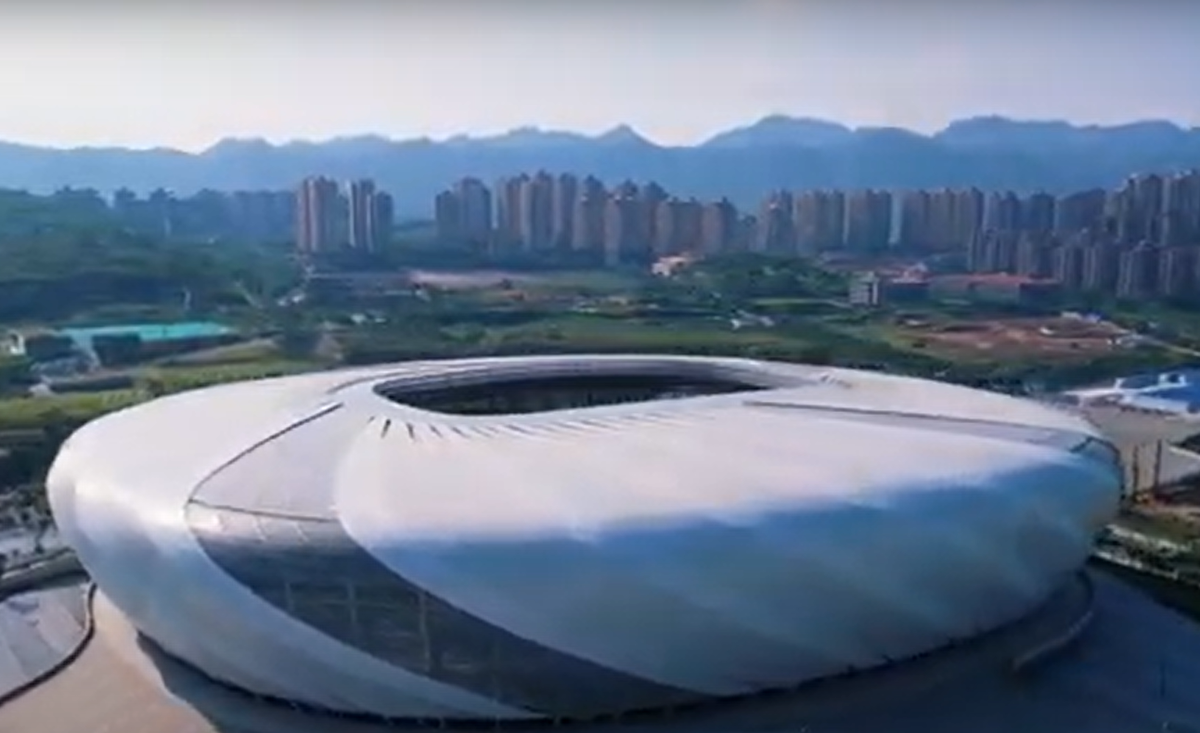 Cum arată Longxing Football Stadium, arena din Chongqing