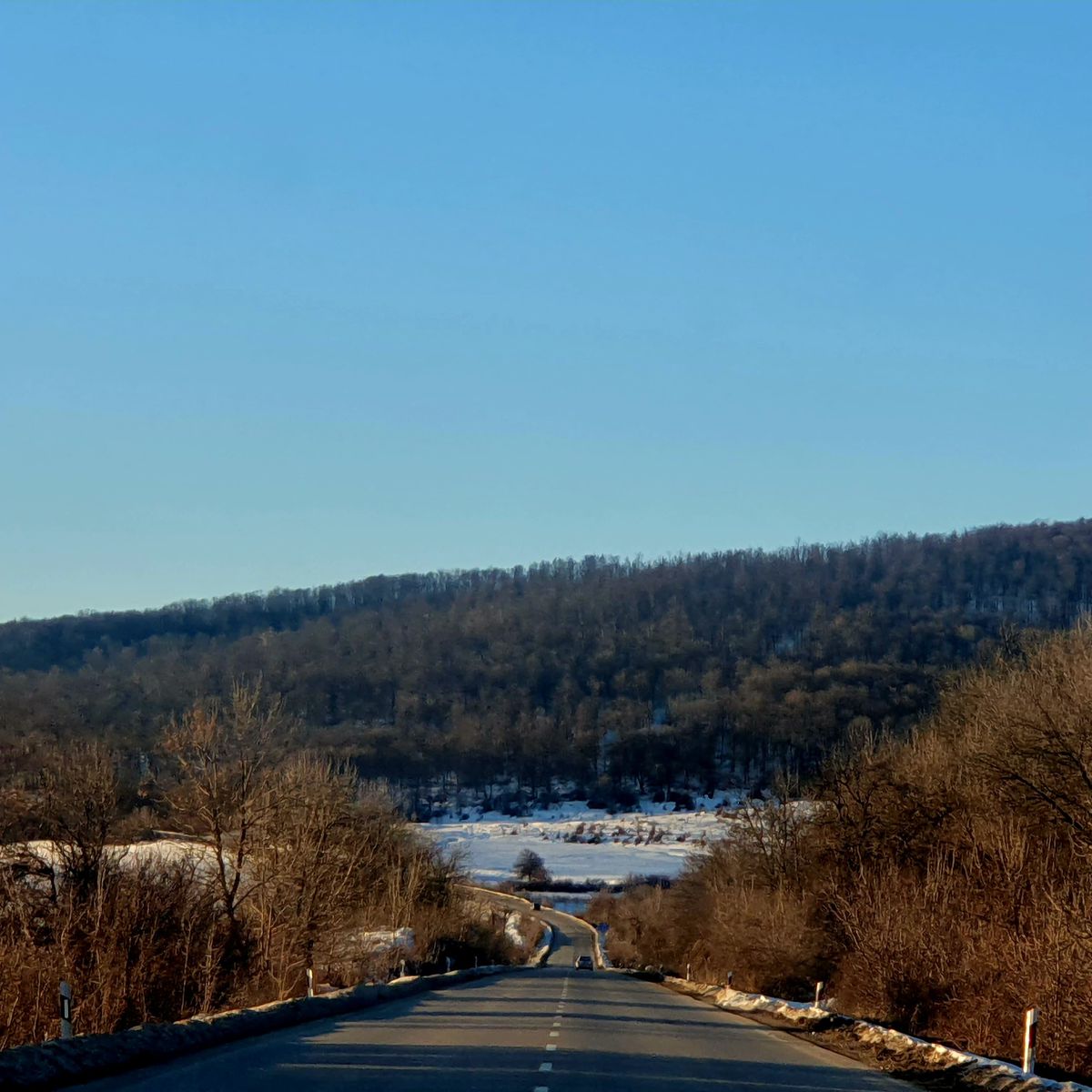 Zăpadă în Bulgaria, senin în Turcia