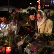 Lacrimi de durere în Crans-Montana după tragedia din noaptea de Revelion din barul Le Constellation / Foto: Imago