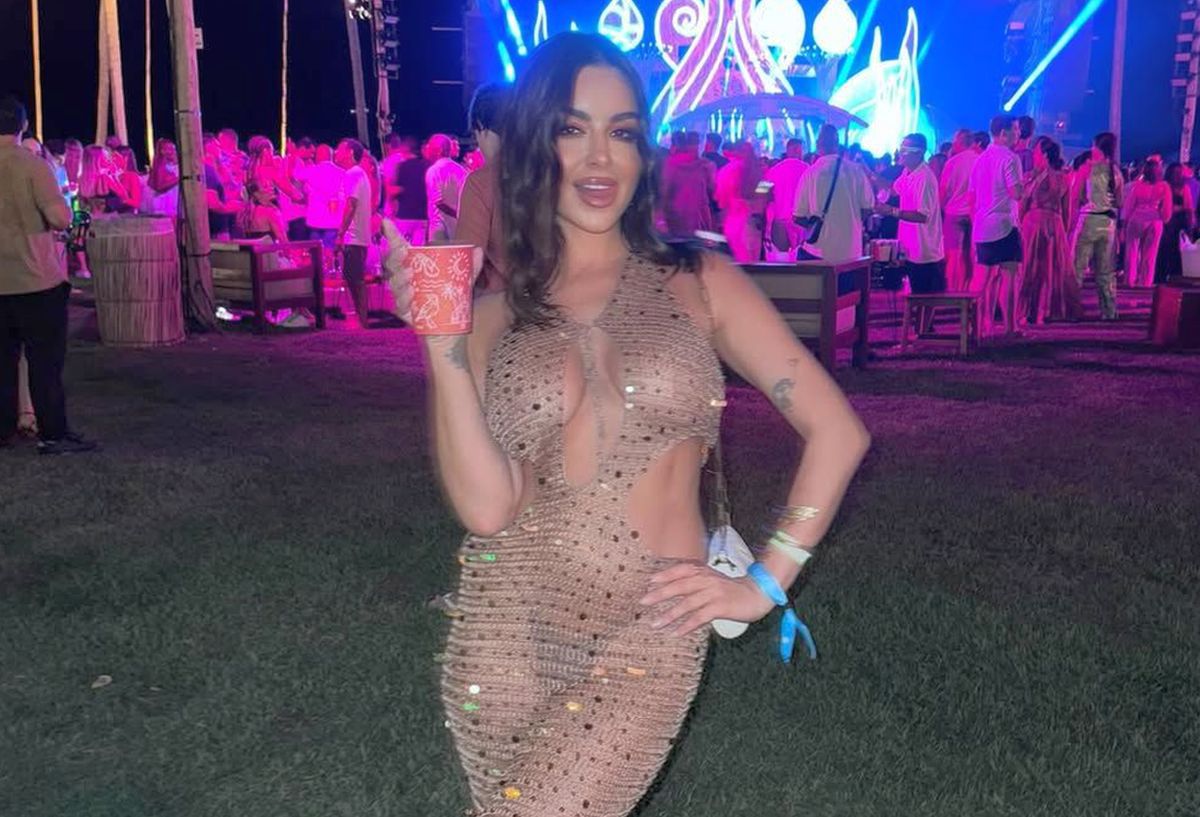 Natalia Mateuț, apariție incendiară într-o destinație exotică: „Cel mai bun loc de pe Pământ”