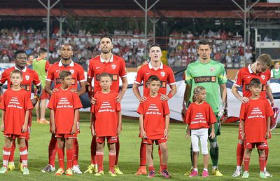 Fostul dinamovist este abonat la contracte cu Primăria la care a fost angajată soția lui! Cel mai mare valorează 1,6 milioane €