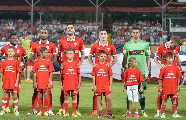 Fostul dinamovist este abonat la contracte cu Primăria la care a fost angajată soția lui! Cel mai mare valorează 1,6 milioane €