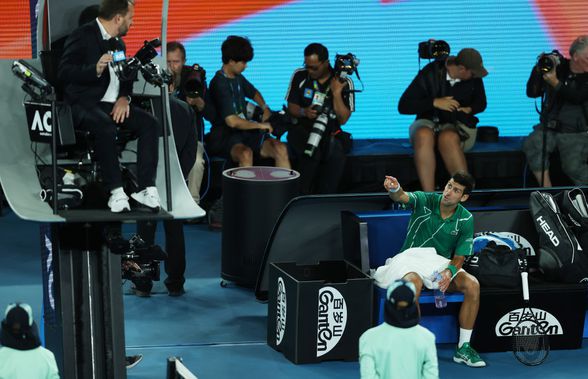 NOVAK DJOKOVIC - DOMINIC THIEM // VIDEO + FOTO Momentul care a rupt finala Australian Open: Djokovic, scos din sărite de arbitru: „Bravo, omule, tocmai ai devenit celebru”