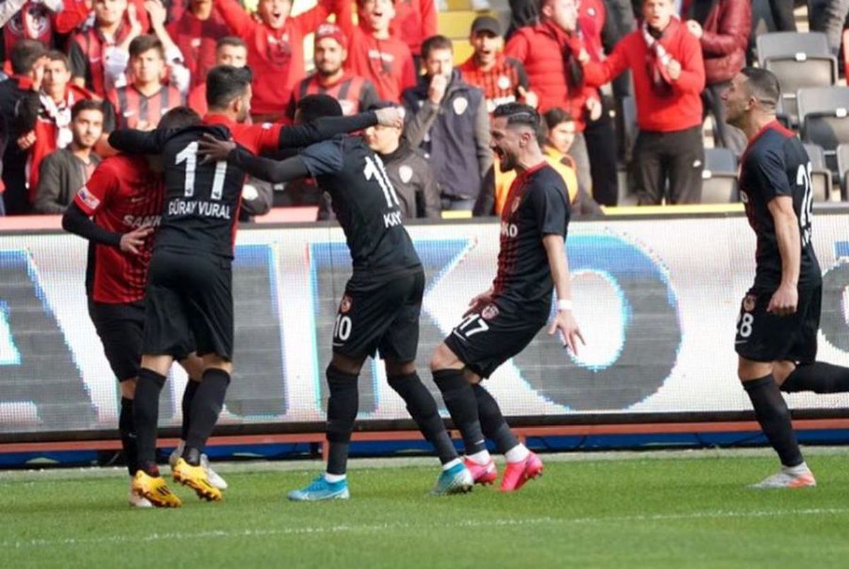 Gaziantep - Sivasspor, Alex Maxim