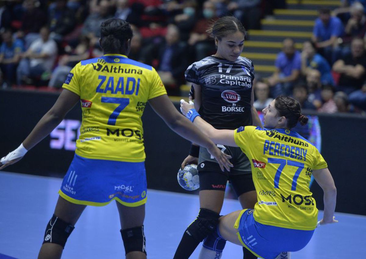 Vipers Kristiansand - CSM București // Adrian Vasile explică schimbarea radicală de atitudine a „tigroaicelor”: „Vreau să cred că asta e fața echipei mele”