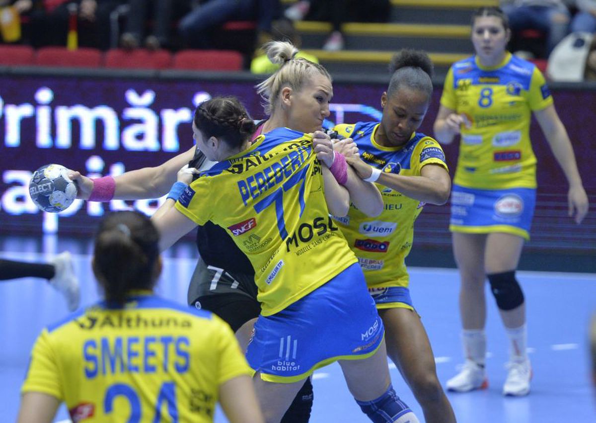 Vipers Kristiansand - CSM București // Adrian Vasile explică schimbarea radicală de atitudine a „tigroaicelor”: „Vreau să cred că asta e fața echipei mele”