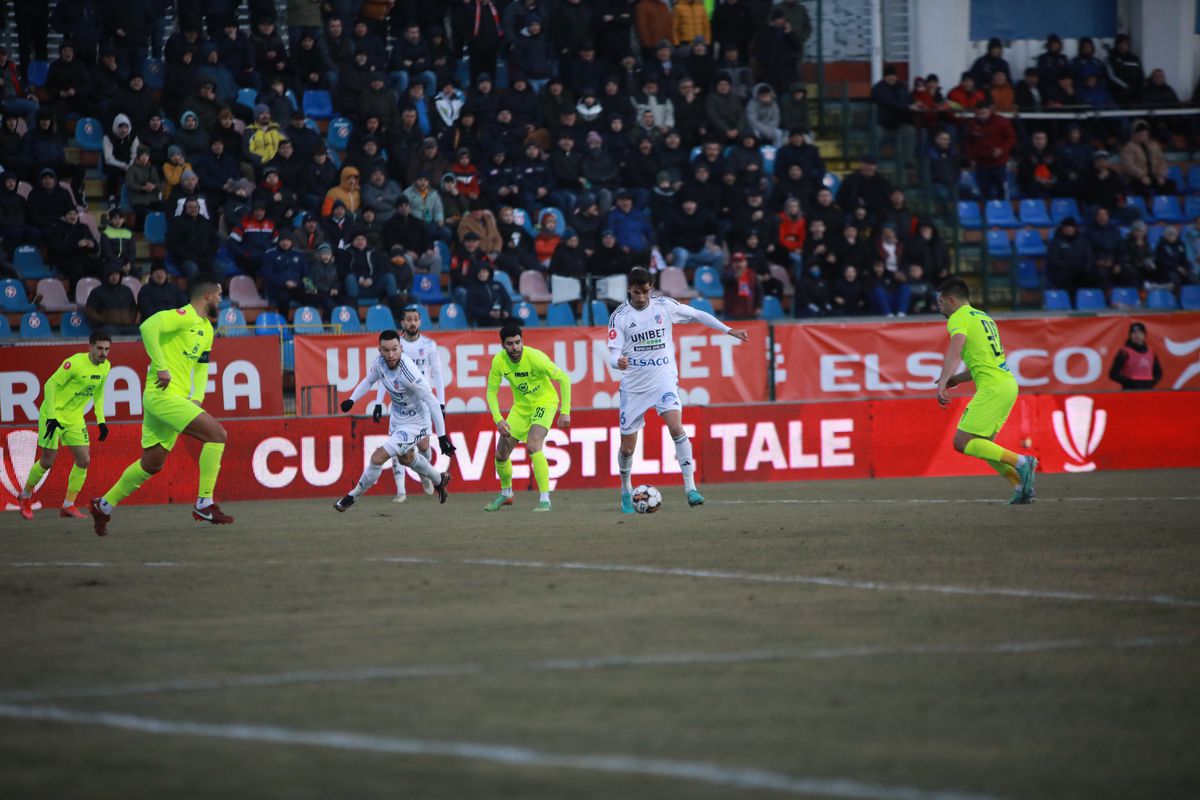 FC Botoșani - Poli Iași 2-1, în etapa #24 » Un gol marcat în prelungiri o duce pe Dinamo pe ultimul loc în Liga 1!