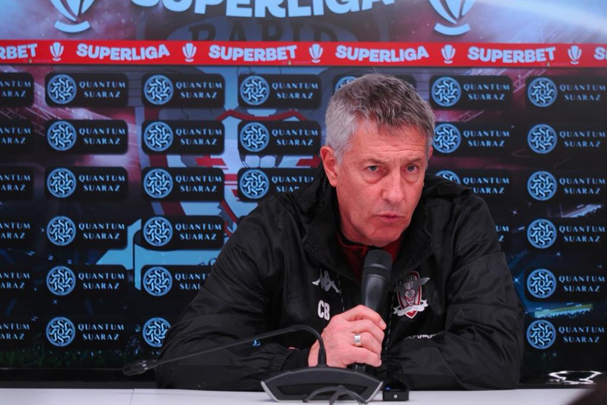 Moment neașteptat în conferința Rapidului » Bergodi și-a prezentat scuzele în numele elevului său: „Nu e corect!”