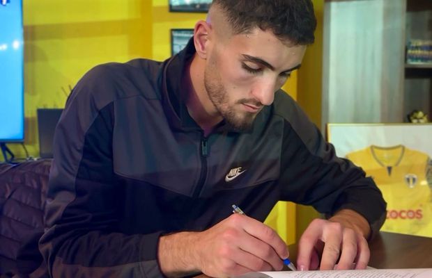 A semnat pe trei ani și jumătate. Cât i-a costat pe „lupii galbeni” ultimul transfer