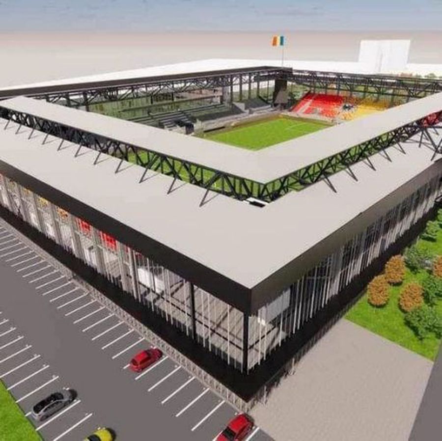 Dan Alexa a numit favorita la titlu, apoi a încercat un exercițiu de imaginație: „Dacă Louis Munteanu era la Rapid și poza în tricoul Stelei...”