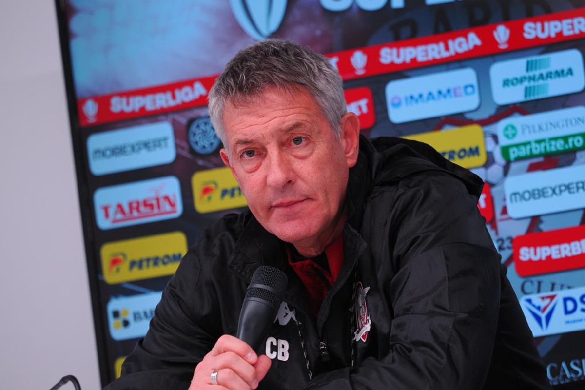 Moment neașteptat în conferința Rapidului » Bergodi și-a prezentat scuzele în numele elevului său: „Nu e corect!”