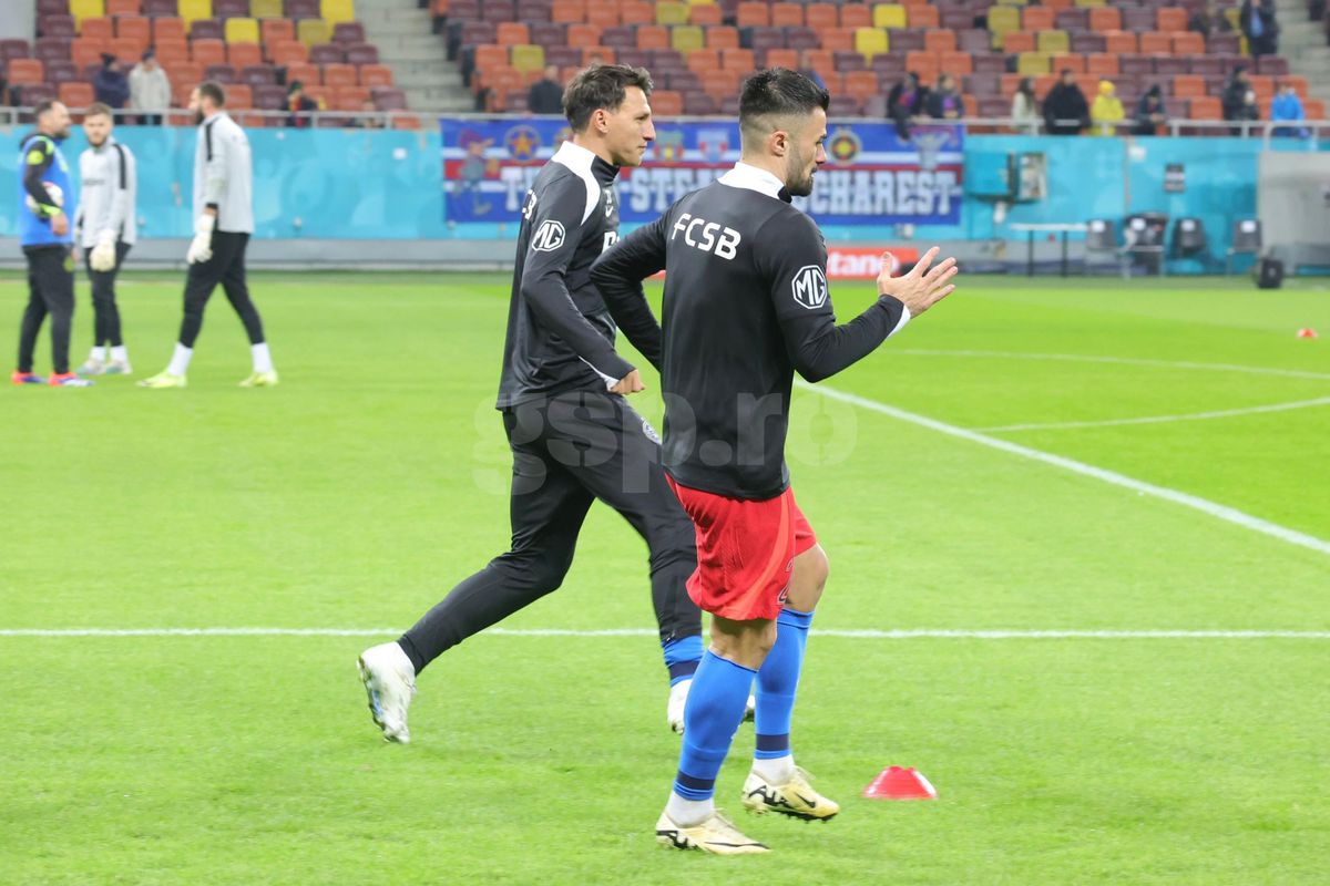 Imagini de la încălzire înainte de FCSB - CFR Cluj