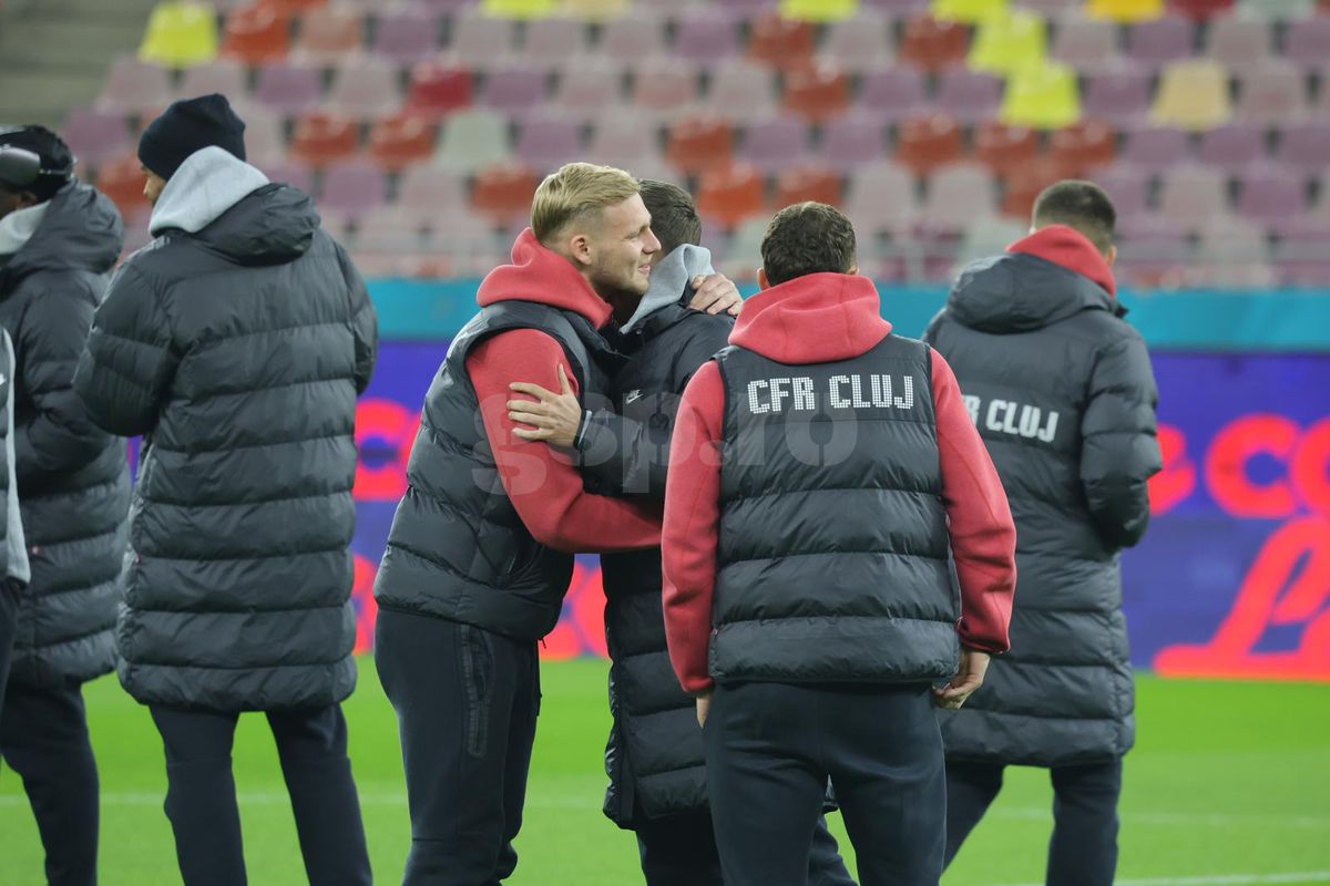 Imagini de la stadion înainte de FCSB - CFR Cluj