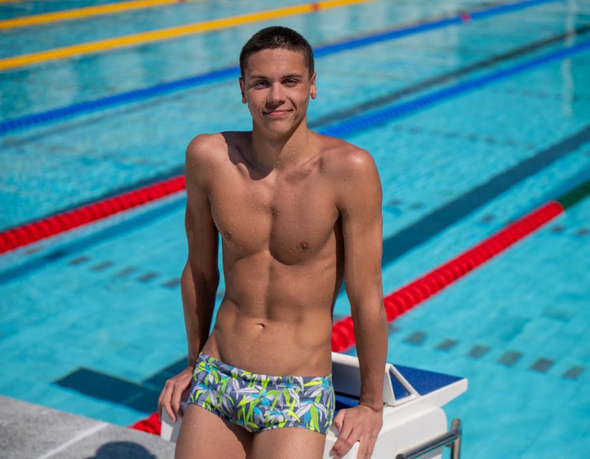 David Popovici a apărut în videoclipul melodiei „Cai verzi pe pereți”