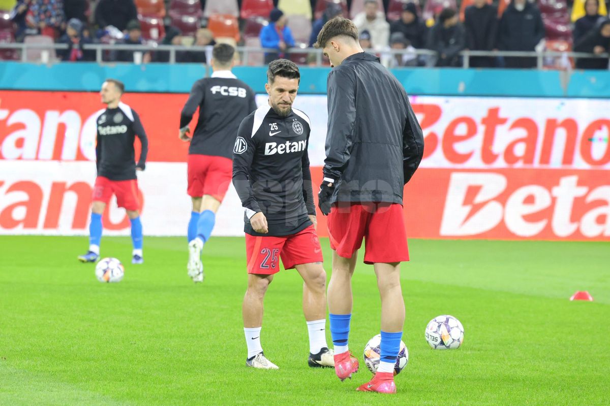 Imagini de la încălzire înainte de FCSB - CFR Cluj