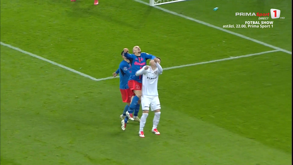 Chiricheș, în duel cu Louis Munteanu în FCSB - CFR Cluj