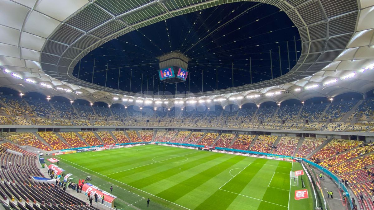 Imagini de la stadion înainte de FCSB - CFR Cluj