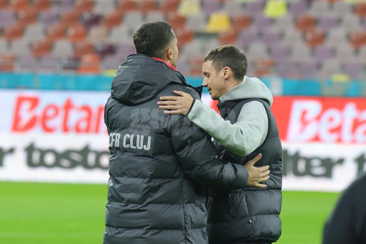 Imagini de la stadion înainte de FCSB - CFR Cluj