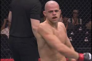 Bogdan Grad a debutat cu o victorie în UFC