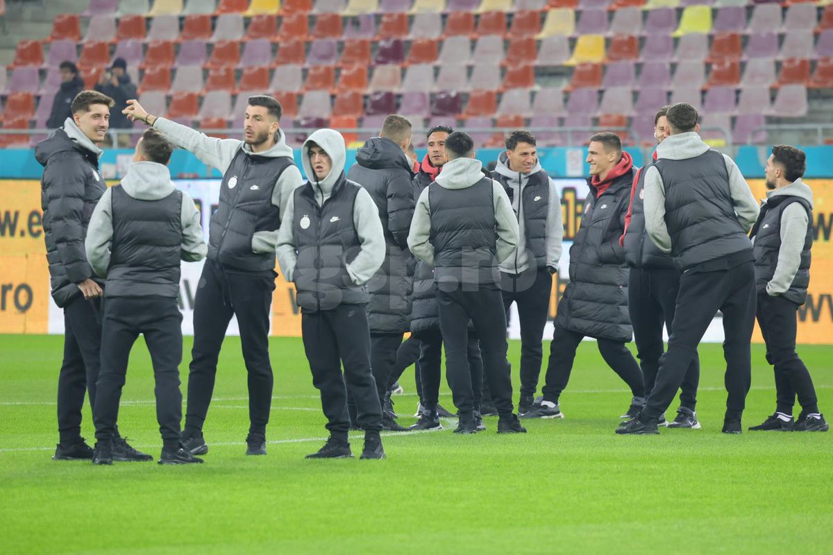 Imagini de la stadion înainte de FCSB - CFR Cluj
