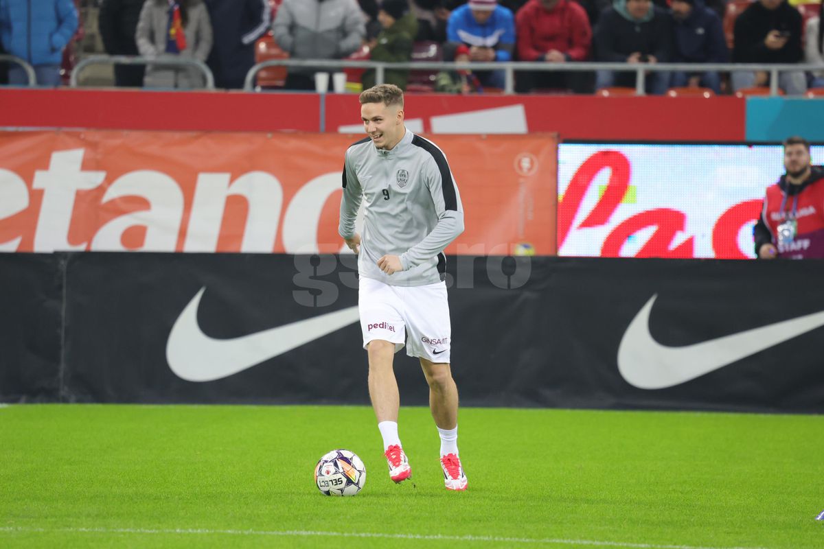 Imagini de la încălzire înainte de FCSB - CFR Cluj