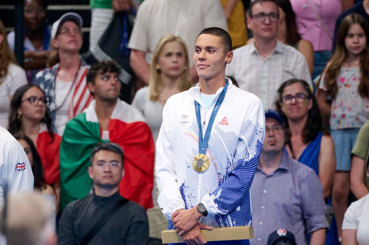 David Popovici a apărut în videoclipul melodiei „Cai verzi pe pereți”