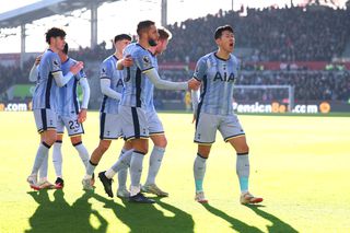 Ce a făcut Tottenham, azi, cu Brentford, fără Radu Drăgușin