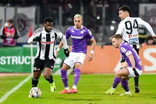 „Am coborât pe gazon, lucrurile nu au degenerat” » Șeful lui U Cluj dezvăluie ce s-a întâmplat la finalul victoriei cu Rapid