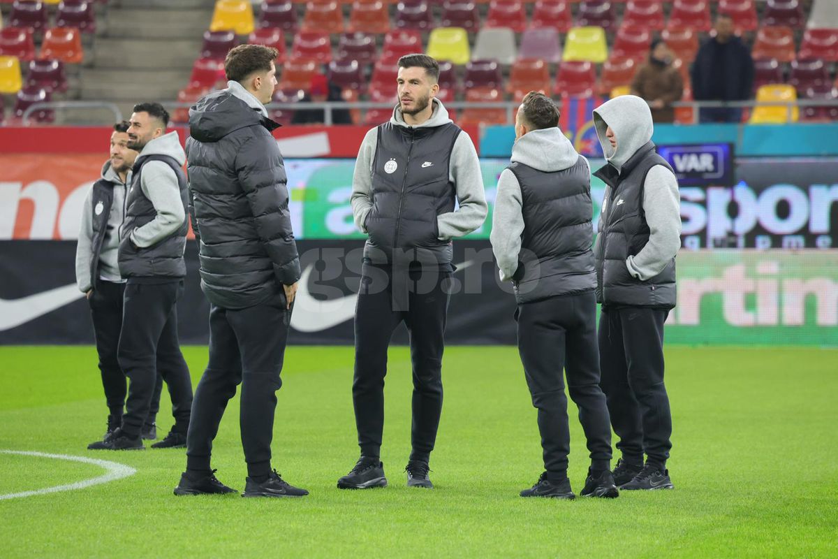 Imagini de la stadion înainte de FCSB - CFR Cluj