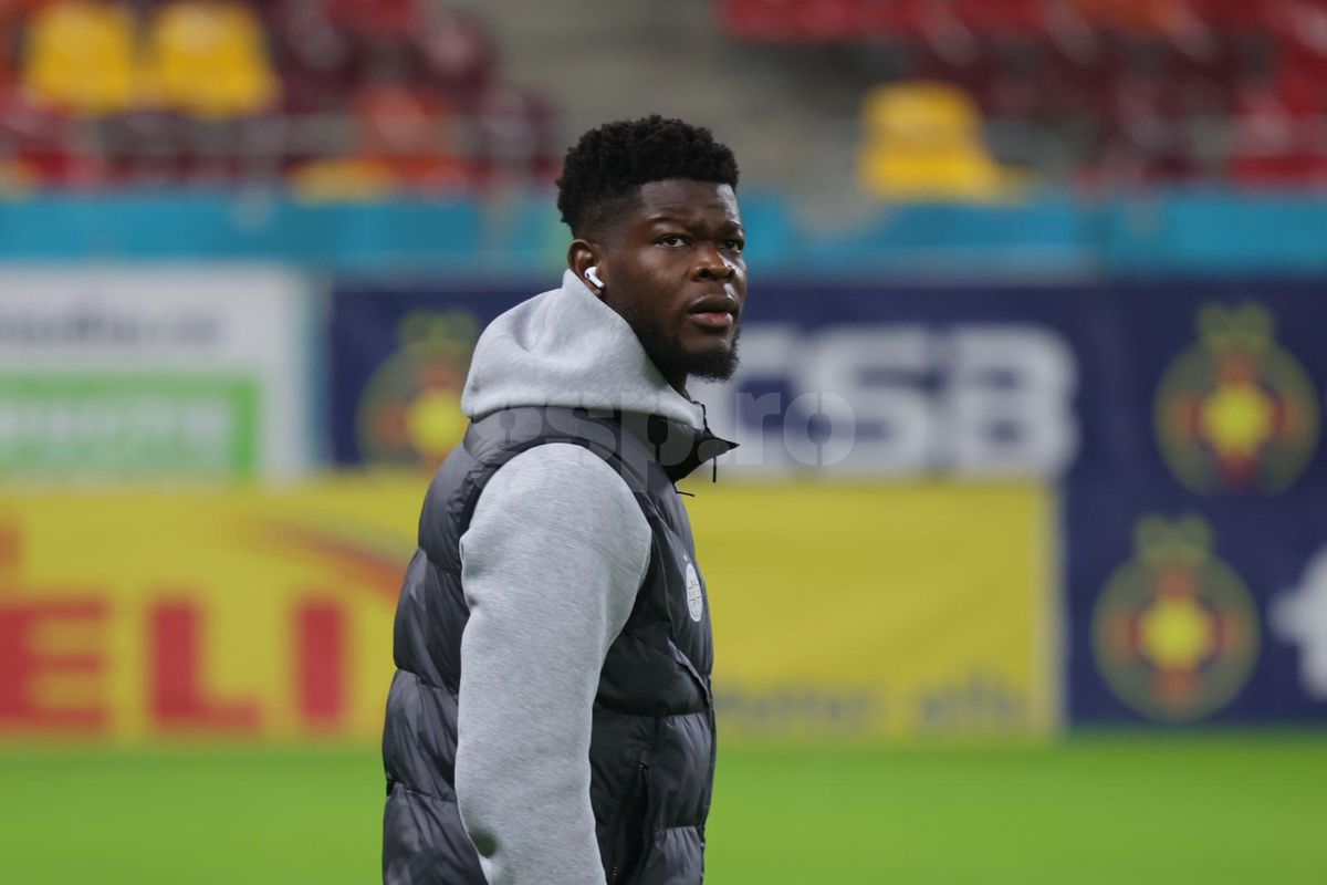 Imagini de la stadion înainte de FCSB - CFR Cluj