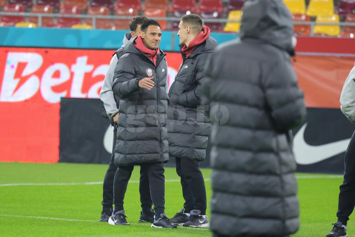 Imagini de la stadion înainte de FCSB - CFR Cluj