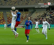 A văzut penalty în prima repriză la FCSB - CFR Cluj: „Lovește adversarul înainte să joace mingea”
