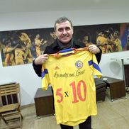 Hagi, la împlinirea a 50 de ani