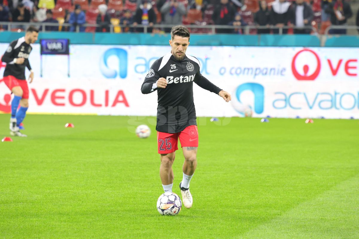 Imagini de la încălzire înainte de FCSB - CFR Cluj