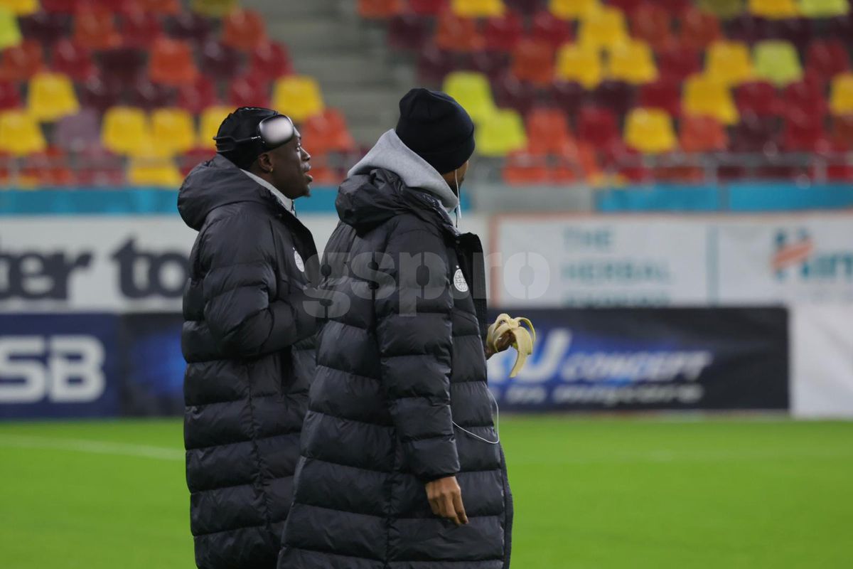 Imagini de la stadion înainte de FCSB - CFR Cluj
