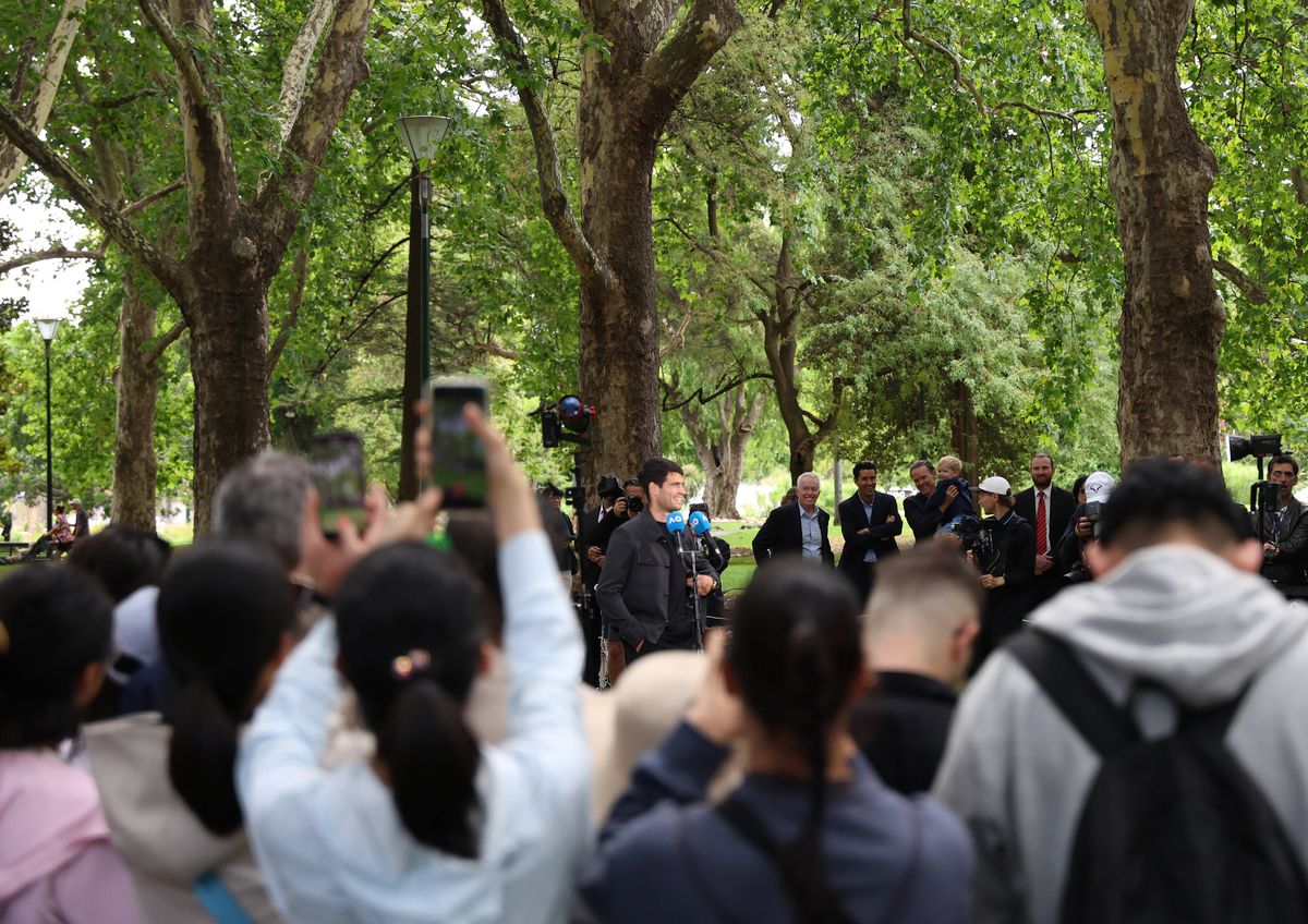 „Don Carlos Alcaraz” a ales un outfit special pentru a sărbători trofeul de la Australian Open