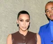Cum au fost surprinși Kim Kardashian și Lewis Hamilton în loja de la  Super Bowl